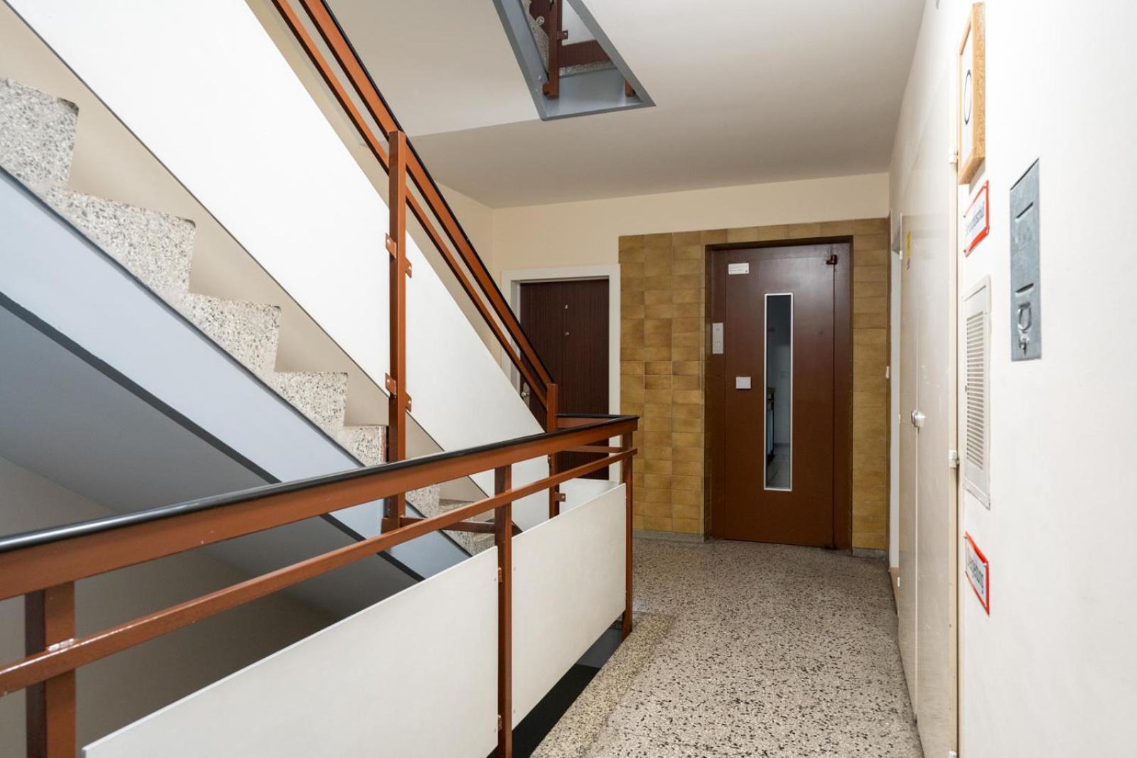Two Bedrooms - 85 Squaremeters - 4 Min To U6 Dresdner Str Wina Bagian luar foto