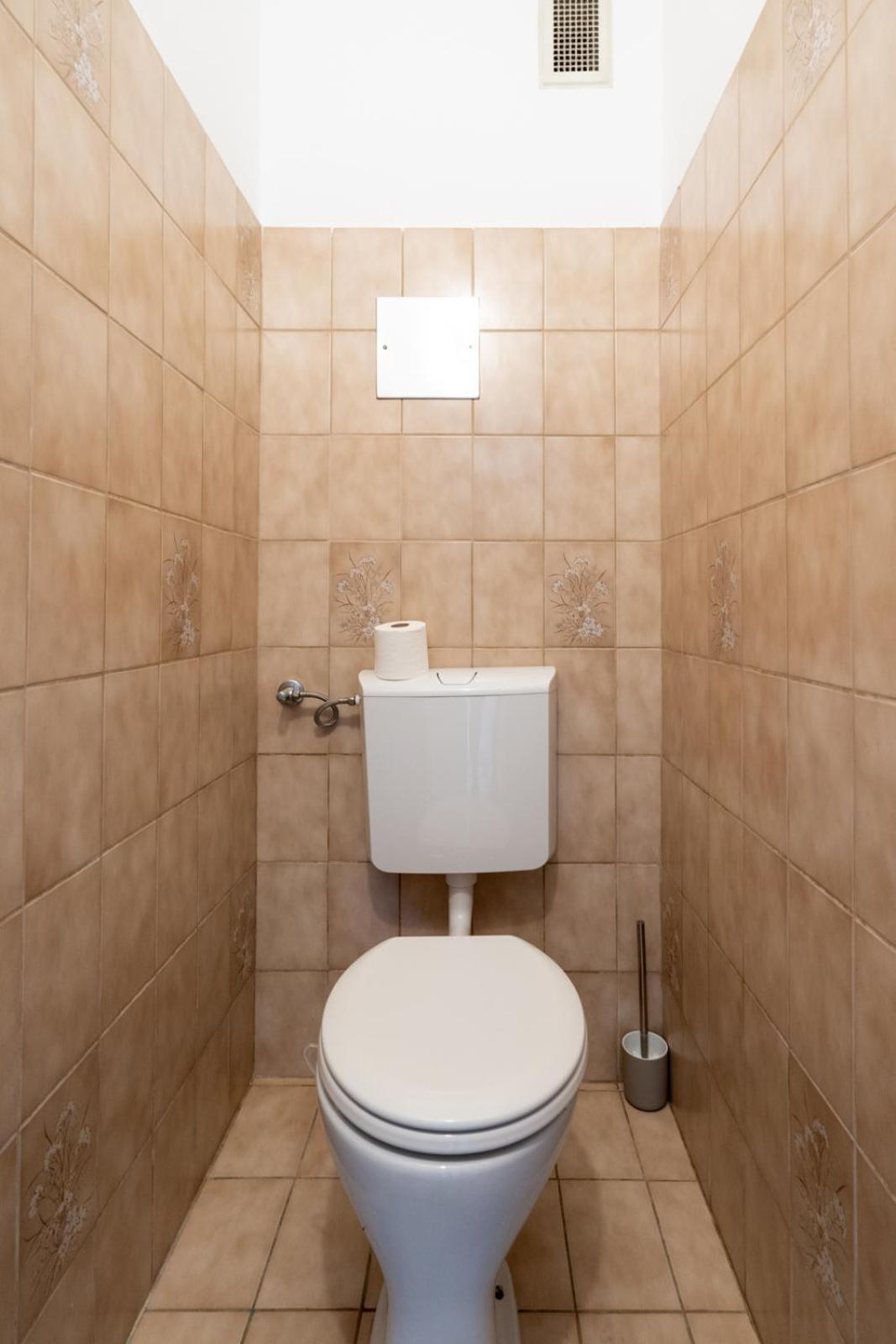 Two Bedrooms - 85 Squaremeters - 4 Min To U6 Dresdner Str Wina Bagian luar foto