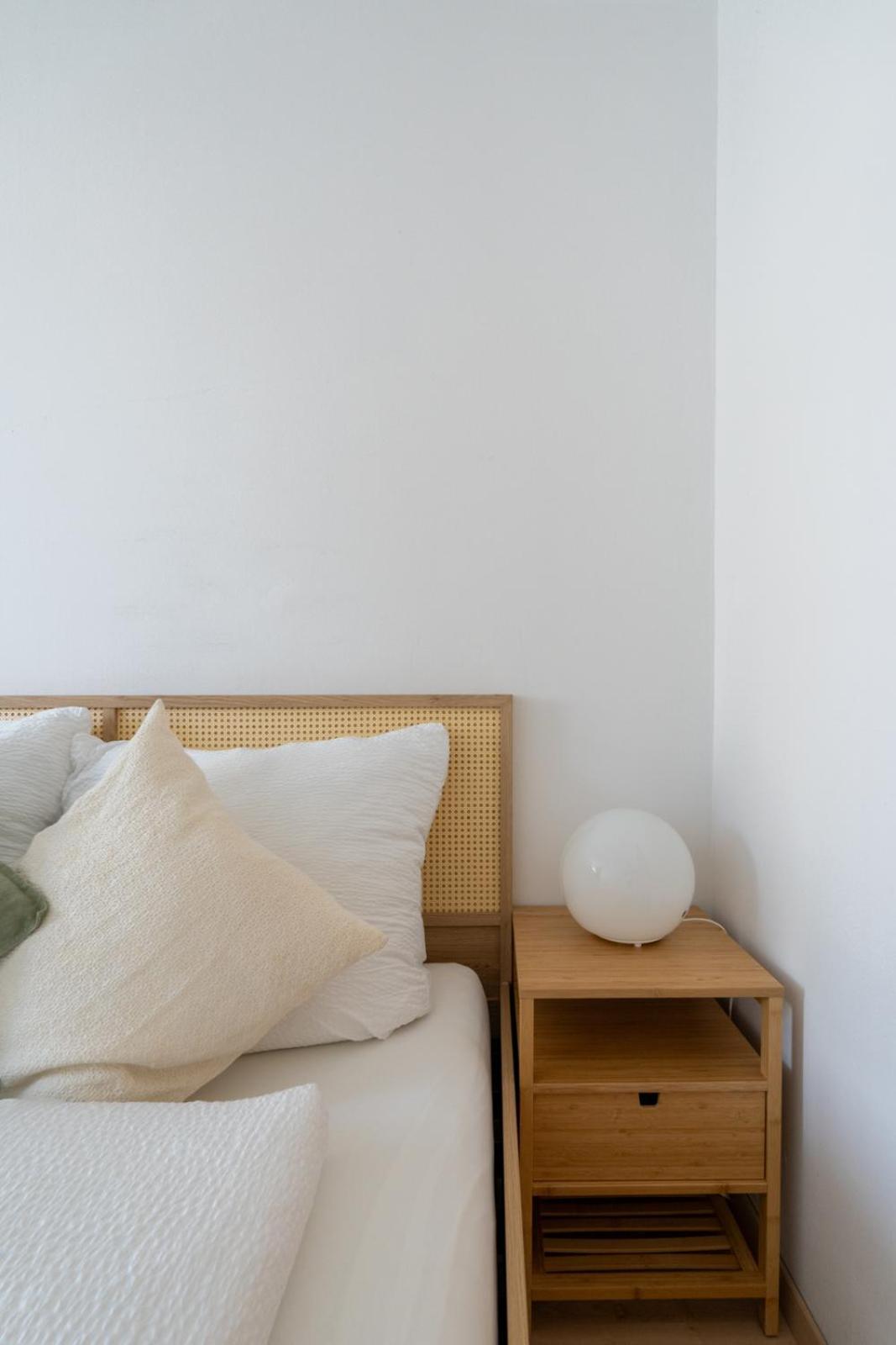 Two Bedrooms - 85 Squaremeters - 4 Min To U6 Dresdner Str Wina Bagian luar foto